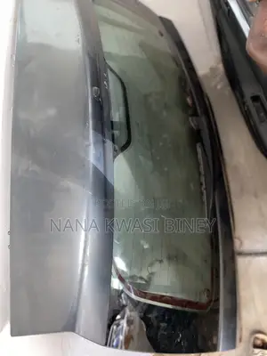 Pontiac Vibe 2005 Doors Set, Boot, Bonnets, and Fenders