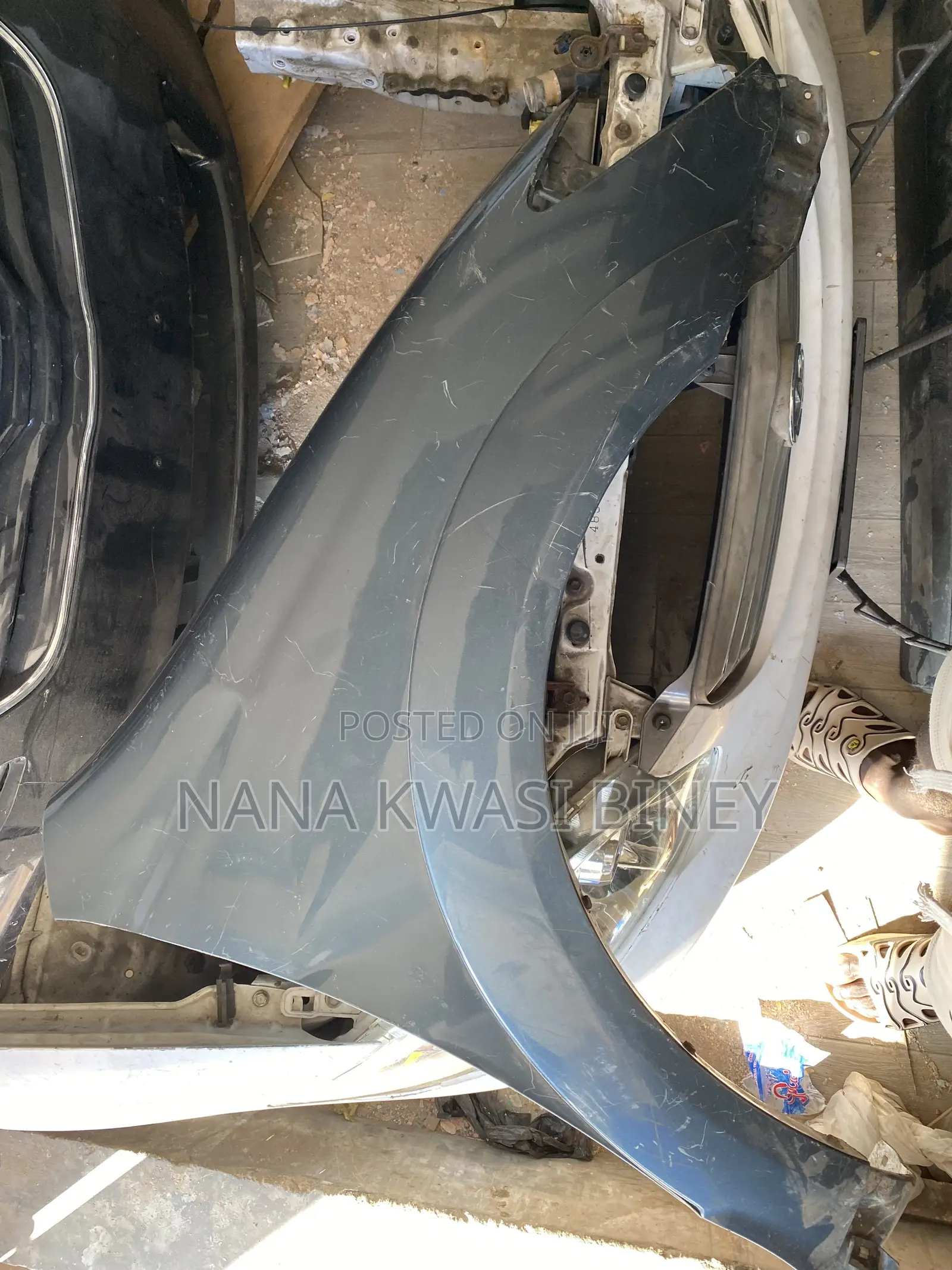 Pontiac Vibe 2005 Doors Set, Boot, Bonnets, and Fenders
