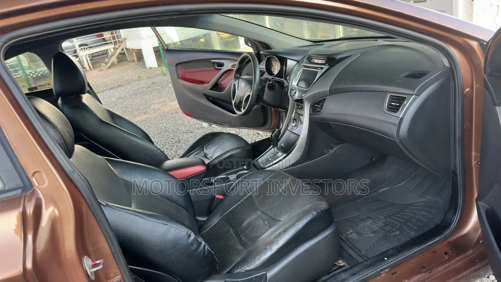 Hyundai Elantra GS Coupe FWD (1.8L 4cyl 6A) 2013 Brown