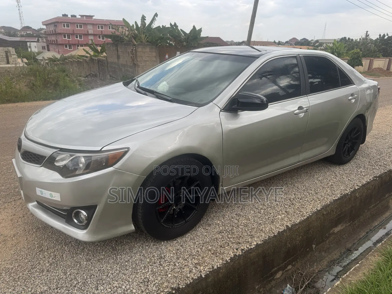 Toyota Camry SE 4dr Sedan (2.5L 4cyl 6A) 2013 Silver