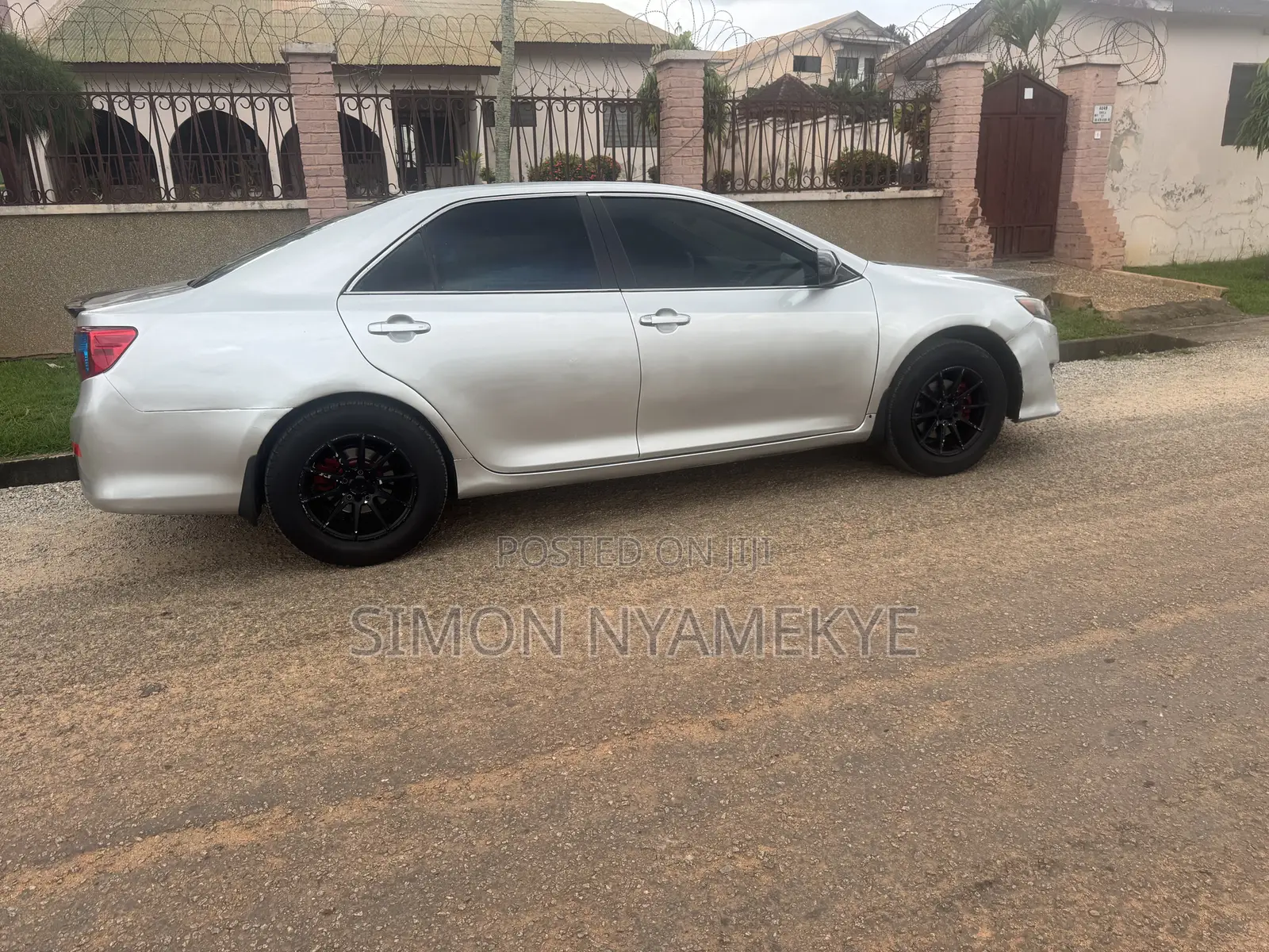 Toyota Camry SE 4dr Sedan (2.5L 4cyl 6A) 2013 Silver