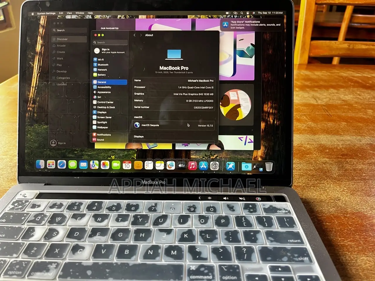 Laptop Apple MacBook Air 2022 M2 8GB Intel Core i5 SSD 256GB