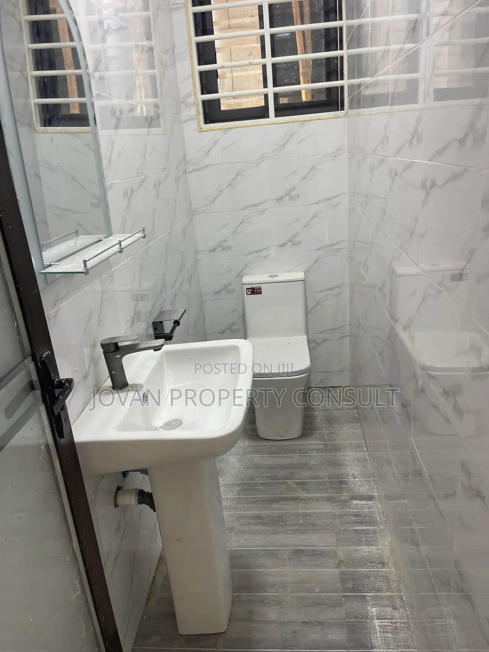 3bdrm House in Pokuase Acp for sale