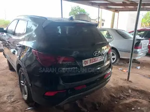 Hyundai Santa Fe 2018 Black