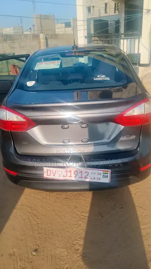 Ford Fiesta SE Sedan 2019 Matt Black