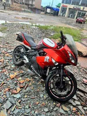Kawasaki Ninja 650 2011 Orange