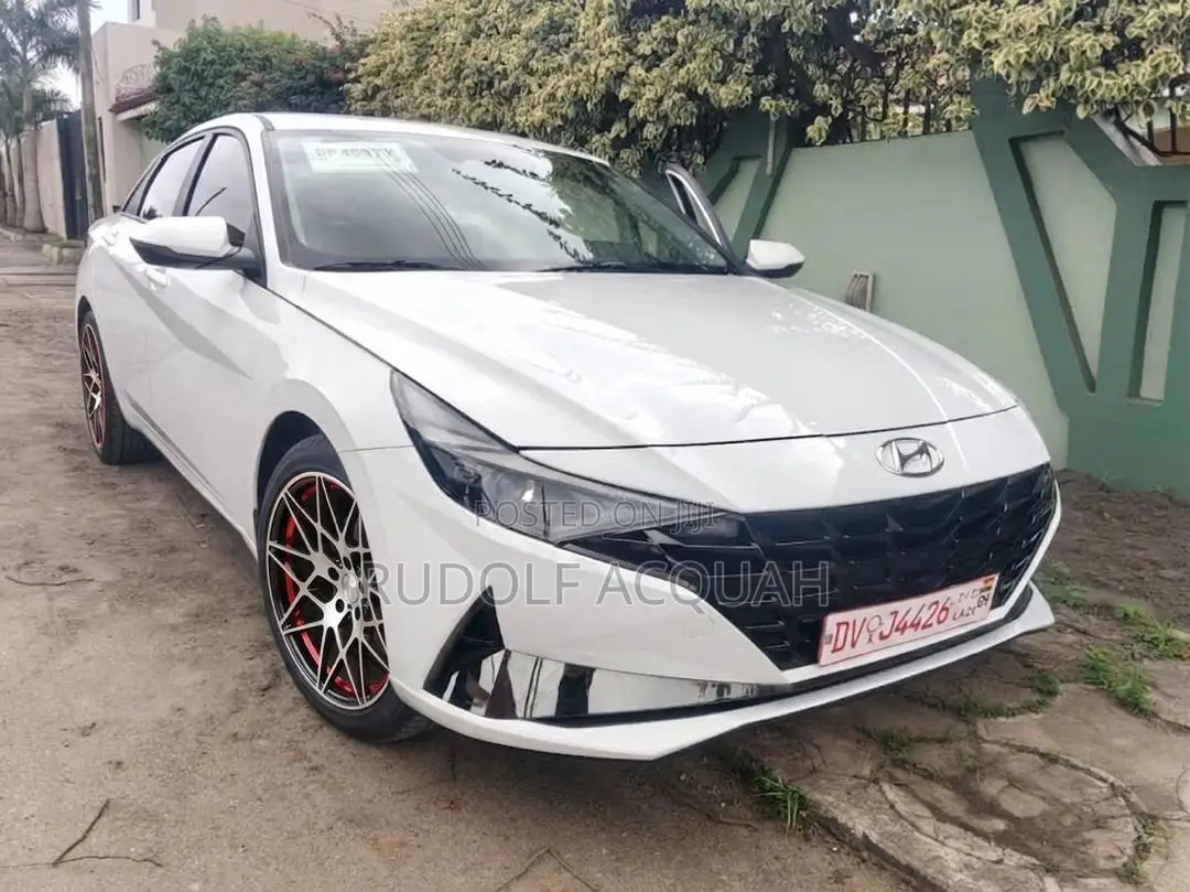 Hyundai Avante 2021 White