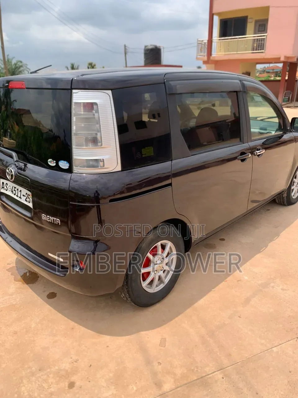 Toyota Sienta 2012 Black