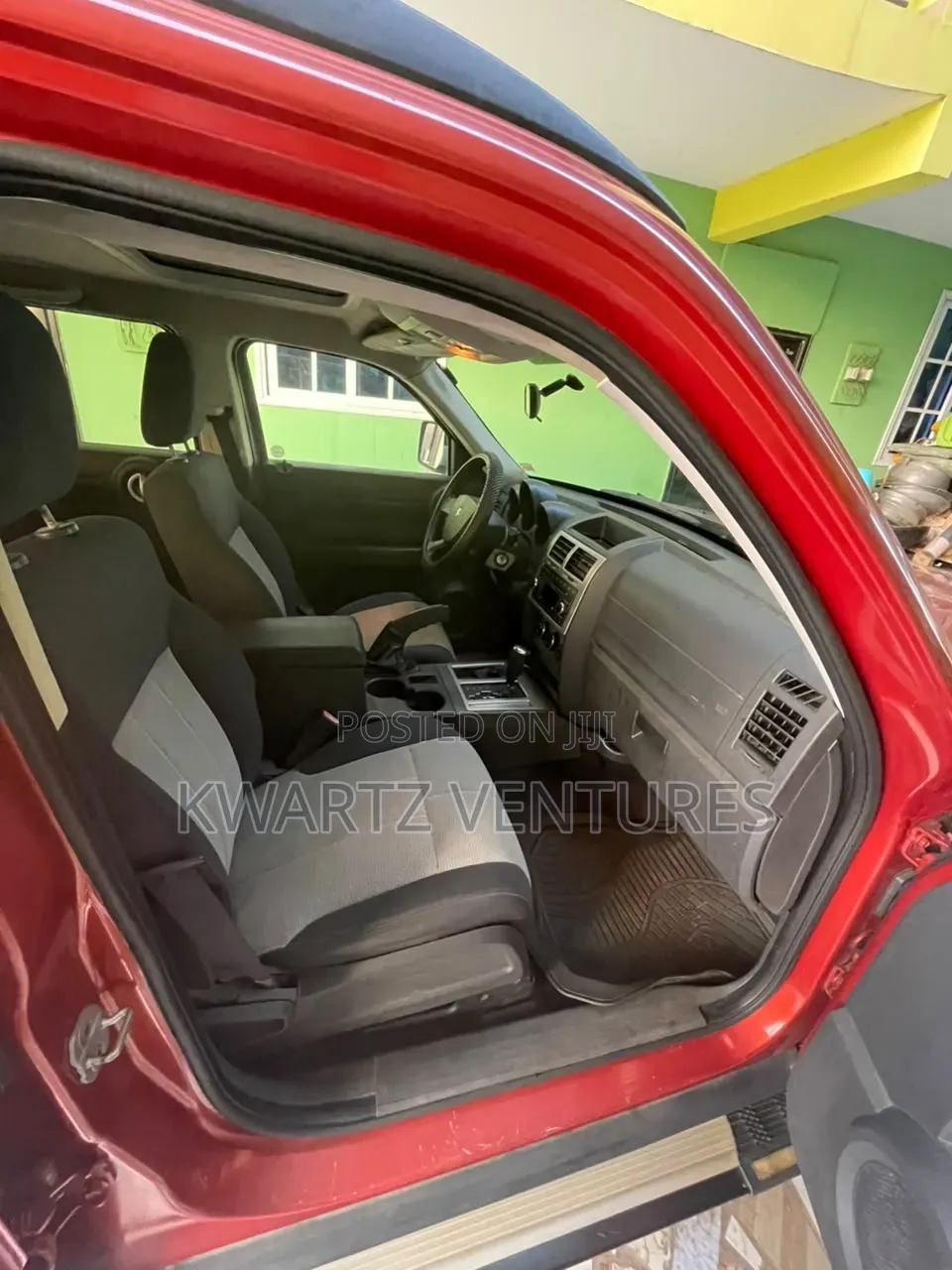 Dodge Nitro SXT 4x4 2007 Brown