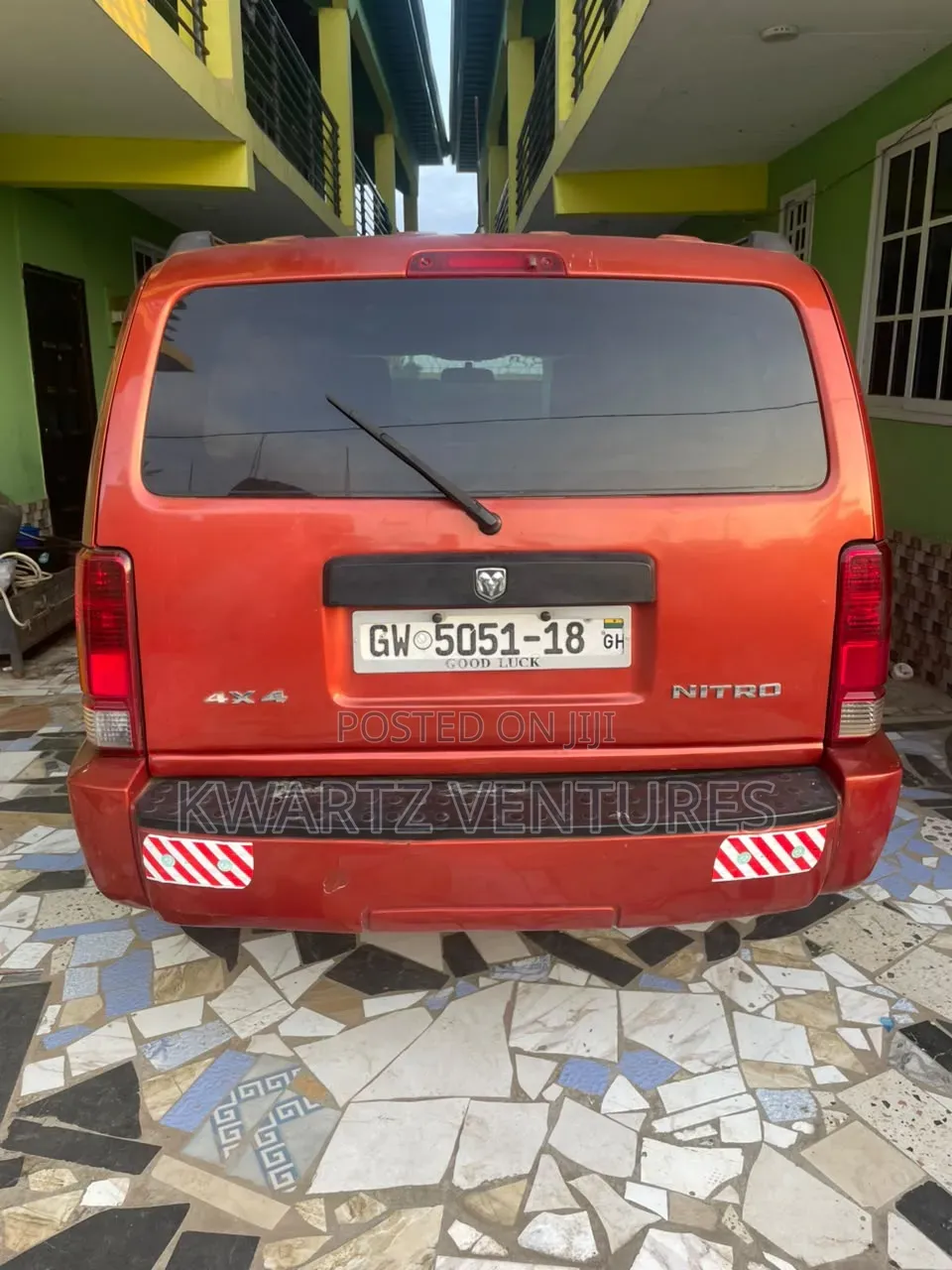 Dodge Nitro SXT 4x4 2007 Brown