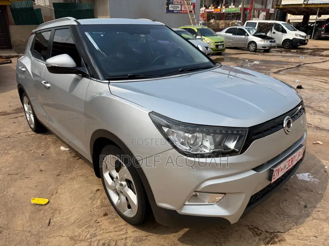 SsangYong Tivoli LX 2016 Silver