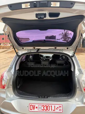 SsangYong Tivoli LX 2016 Silver