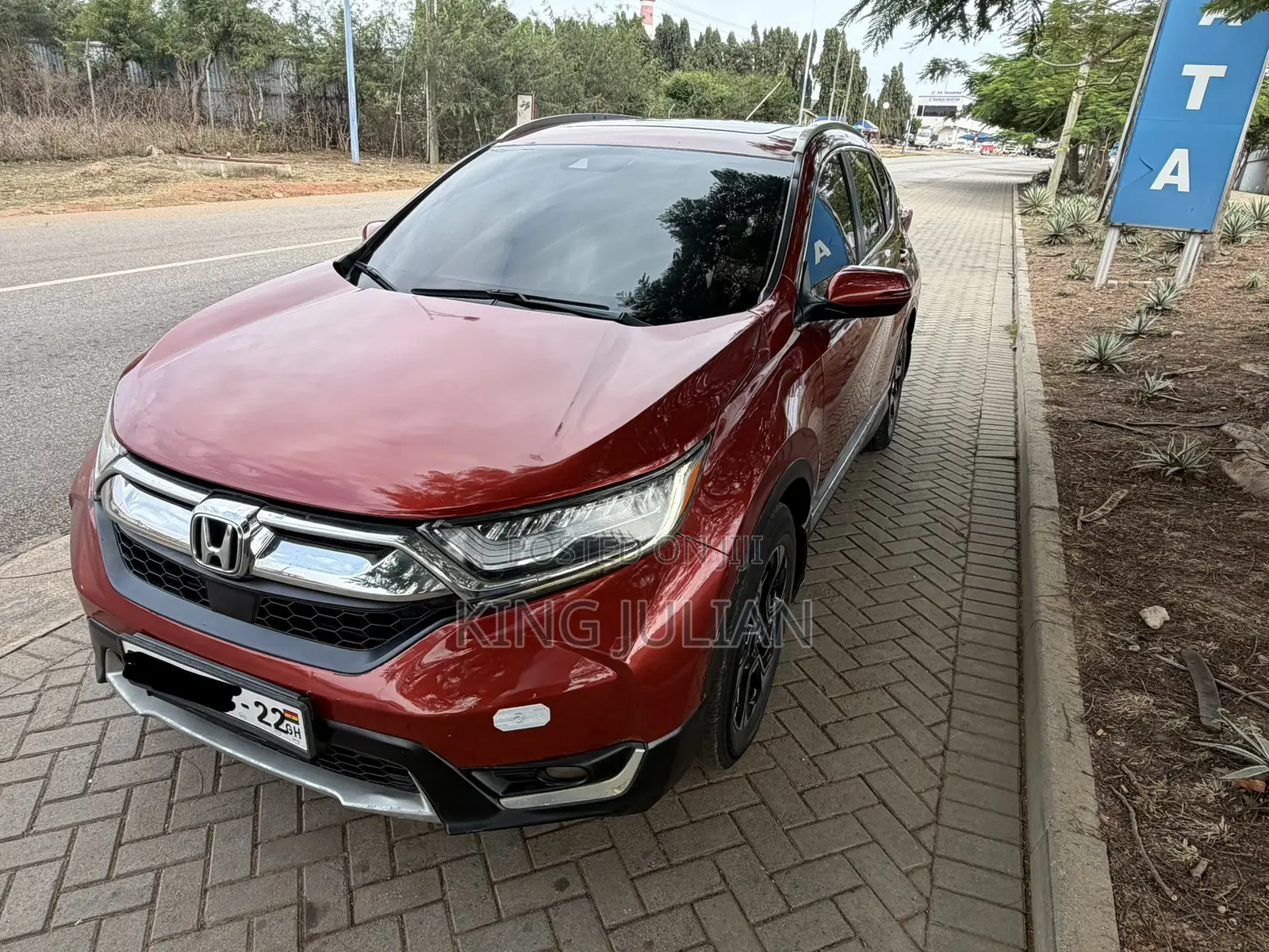 Honda CR-V Touring AWD 2018 Red