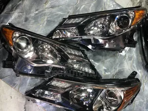  Toyota RAV4 2013, 2014, 2015 Headlight – Premium OEM | Foreign Used