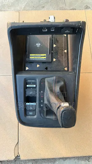 2023,2024,2025,2026 Honda CR-V Center Console and Shifter