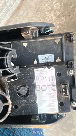 2023,2024,2025,2026 Honda CR-V Center Console and Shifter