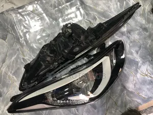 Hyundai Elantra 2012, 2013, 2014, 2015, 2016 Headlight–Foreign Used