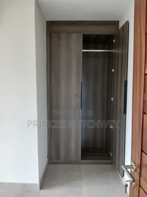3bdrm House in Spintex, Baatsona Total for rent