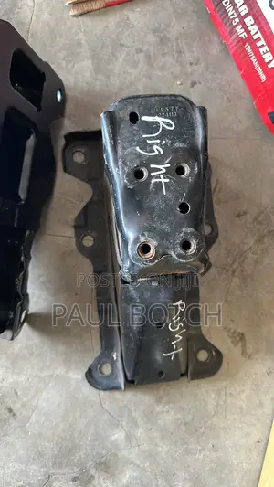 2017,2018,2019,2020,2021,2022 Honda CR-V Reinforcement Bar Seat.