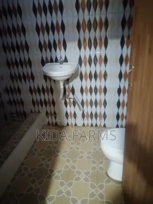 1bdrm Shared Apartment in Kida Estate, Obuasi Municipal for rent