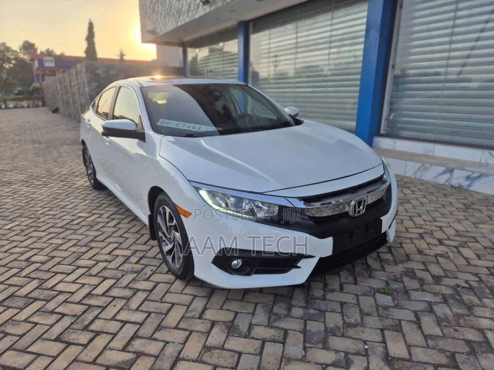 Honda Civic EX 4dr Sedan (2.0L 4cyl) 2017 White