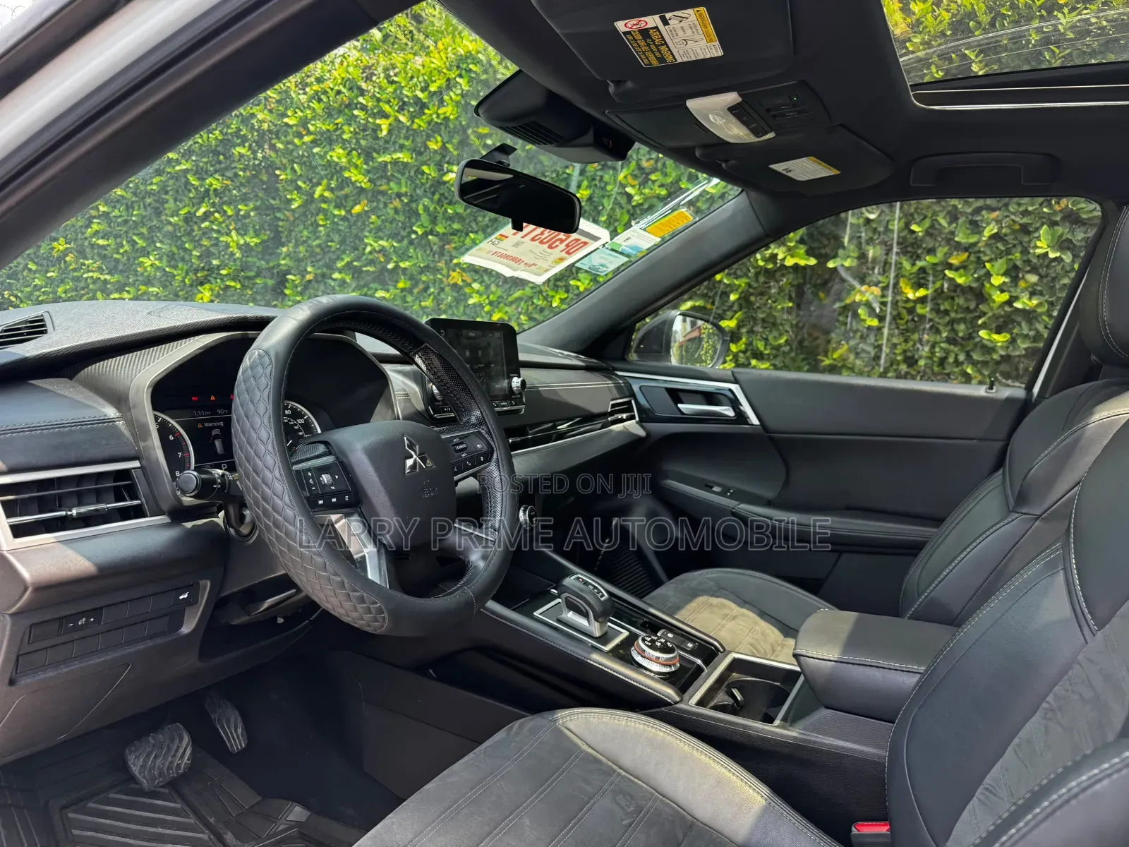 Mitsubishi Outlander SE 2022 White