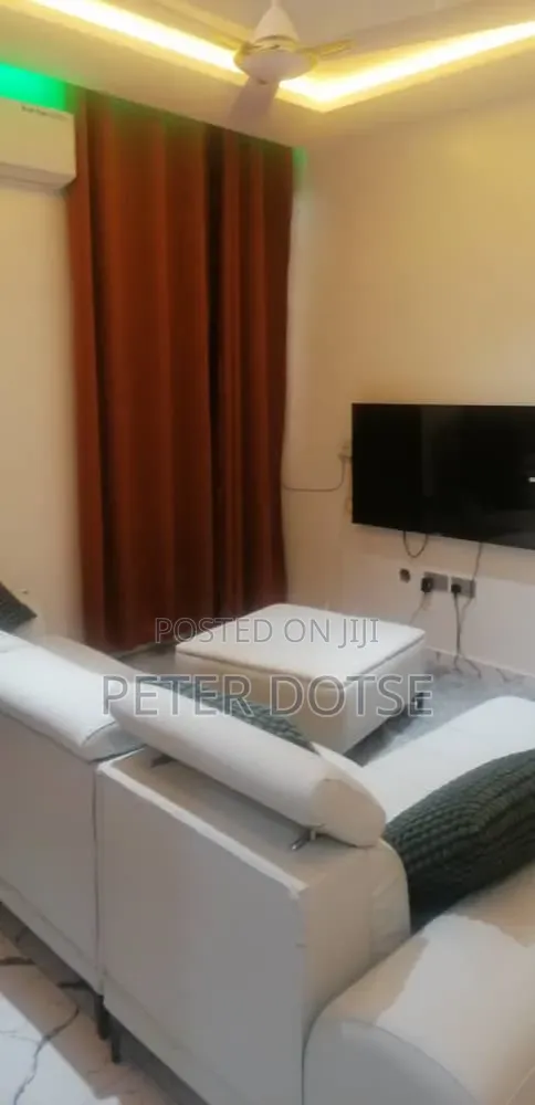 Furnished 1bdrm Apartment in Community 25 for rent