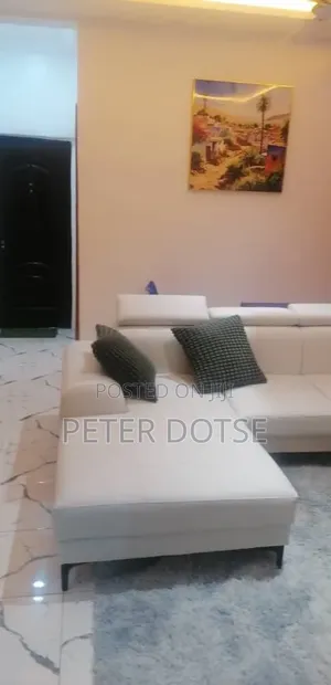 Furnished 1bdrm Apartment in Community 25 for rent
