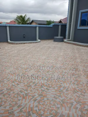 3bdrm House in Shining Star Real, Awutu Senya West for sale