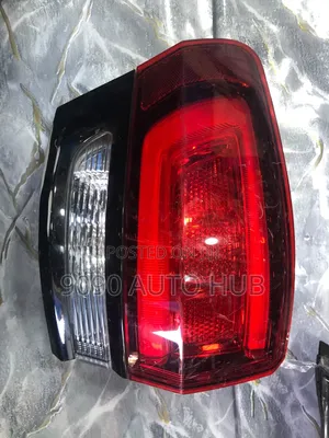 Jeep Grand Cherokee 2014 to 2018 to 2021 Left Taillight – Foreign Used