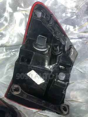 Jeep Grand Cherokee 2014 to 2018 to 2021 Left Taillight – Foreign Used