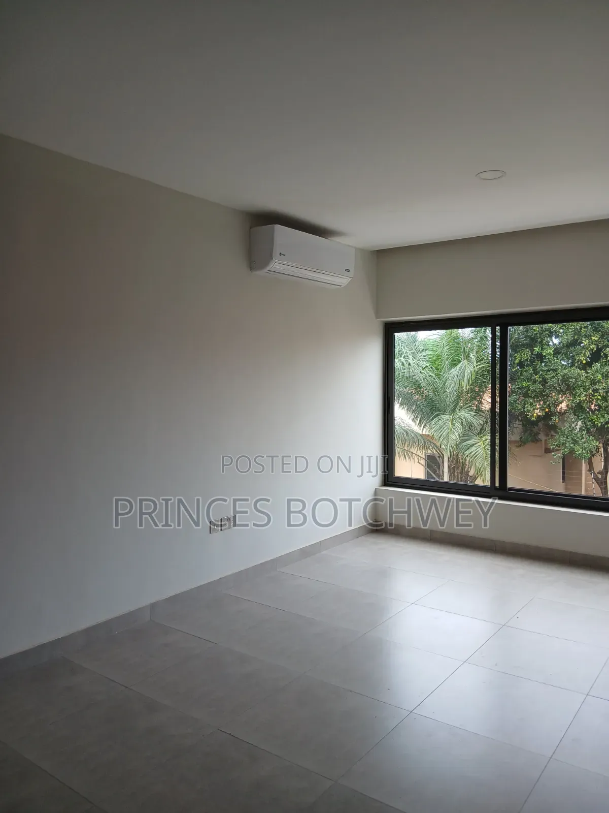 3bdrm House in Spintex, Baatsona Total for rent
