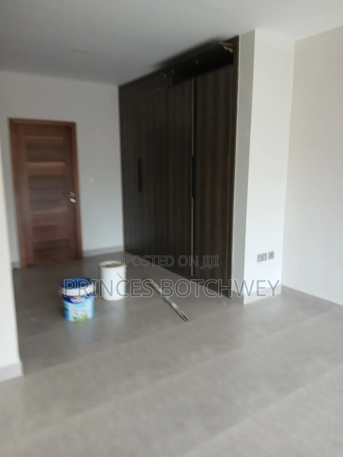 3bdrm House in Spintex, Baatsona Total for rent