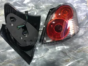  Toyota Yaris / Vitz 2008, 2009, 2010, 2011, 2012 Taillight | Spec