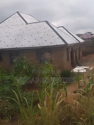 3bdrm House in Kyinto, Adjiriganor for sale