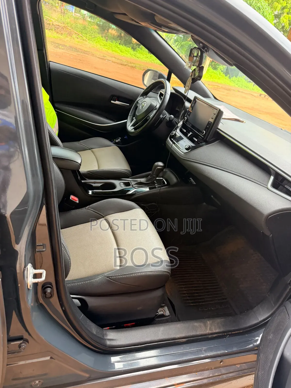 Toyota Corolla SE 2022 Gray