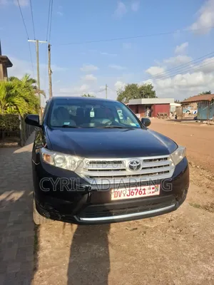 Toyota Highlander LE 4dr SUV (3.5L 6cyl 6A) 2015 Black