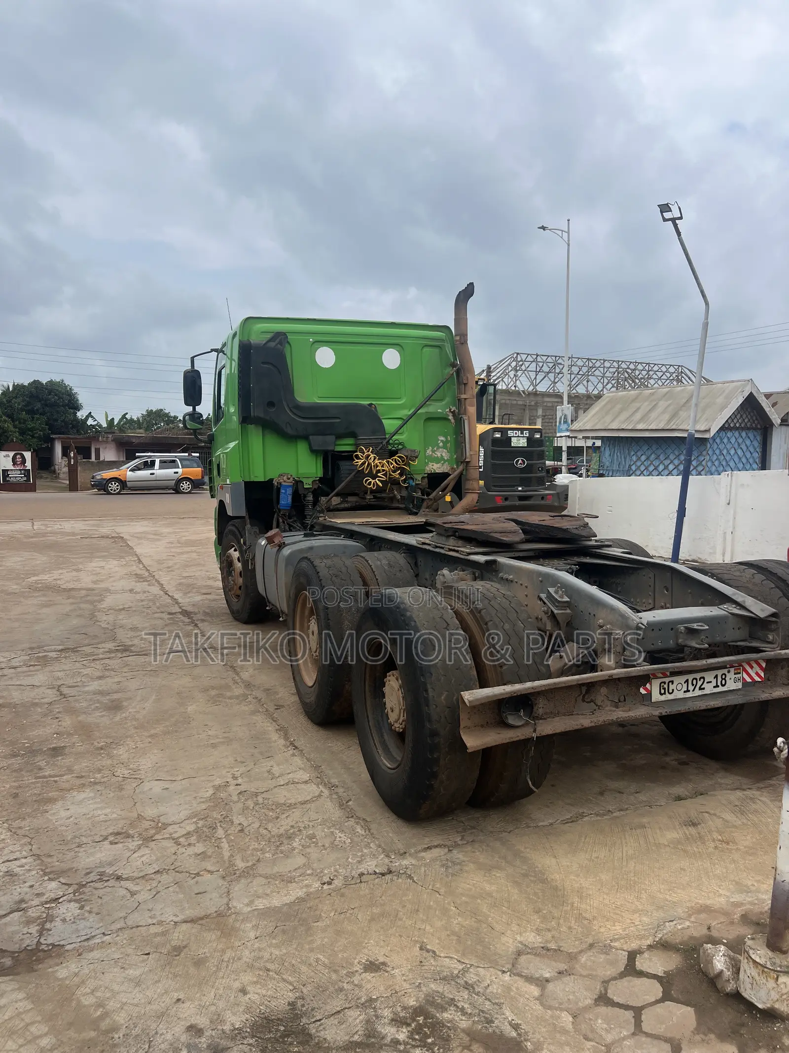 Daf CF Head
