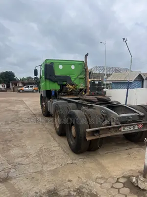 Daf CF Head