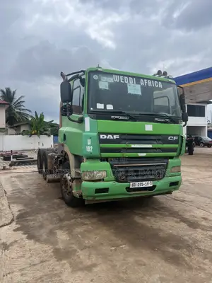 Daf CF Head