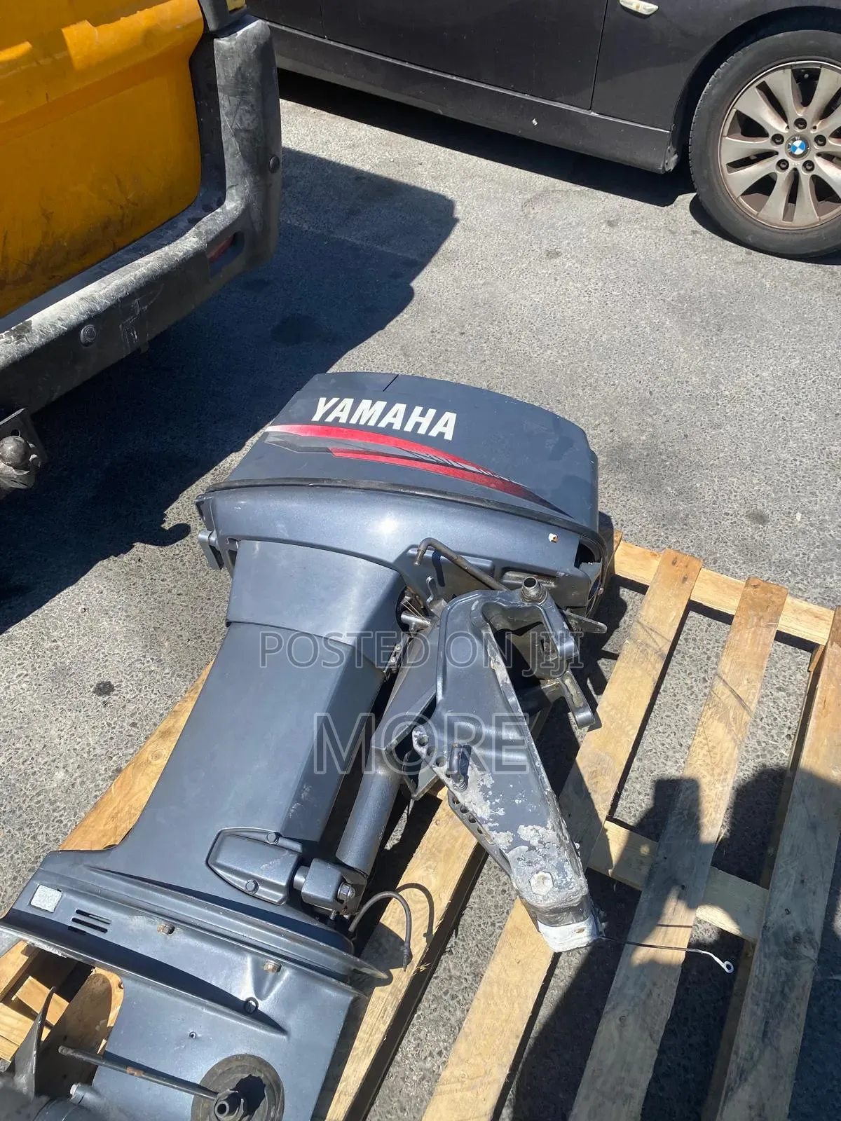 Outboard Motor Suitable for Live Boats  as Well as Fishing Boats