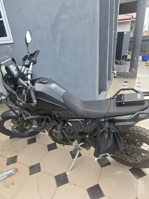 Yamaha 2025 Black