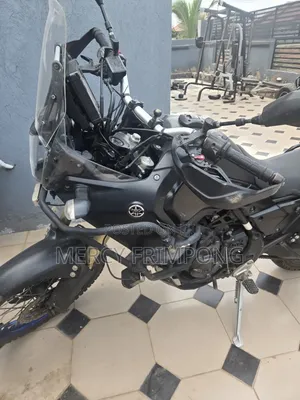 Yamaha 2025 Black