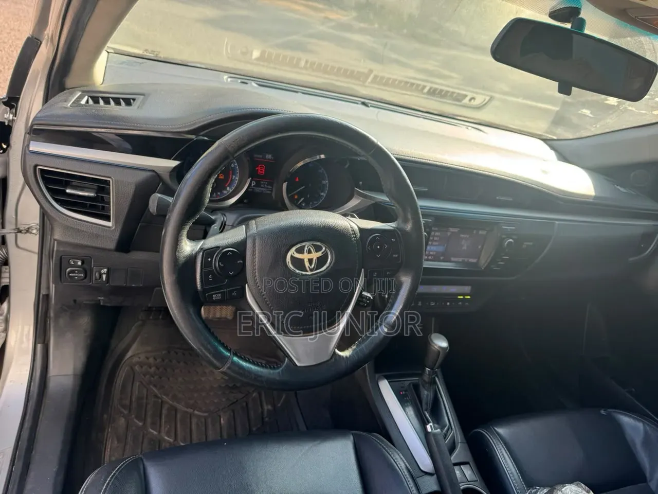 Toyota Corolla S 4dr Sedan (1.8L 4cyl CVT) 2016 Silver