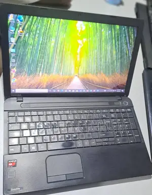 Laptop Toshiba A30 8GB Intel Core i5 HDD 500GB