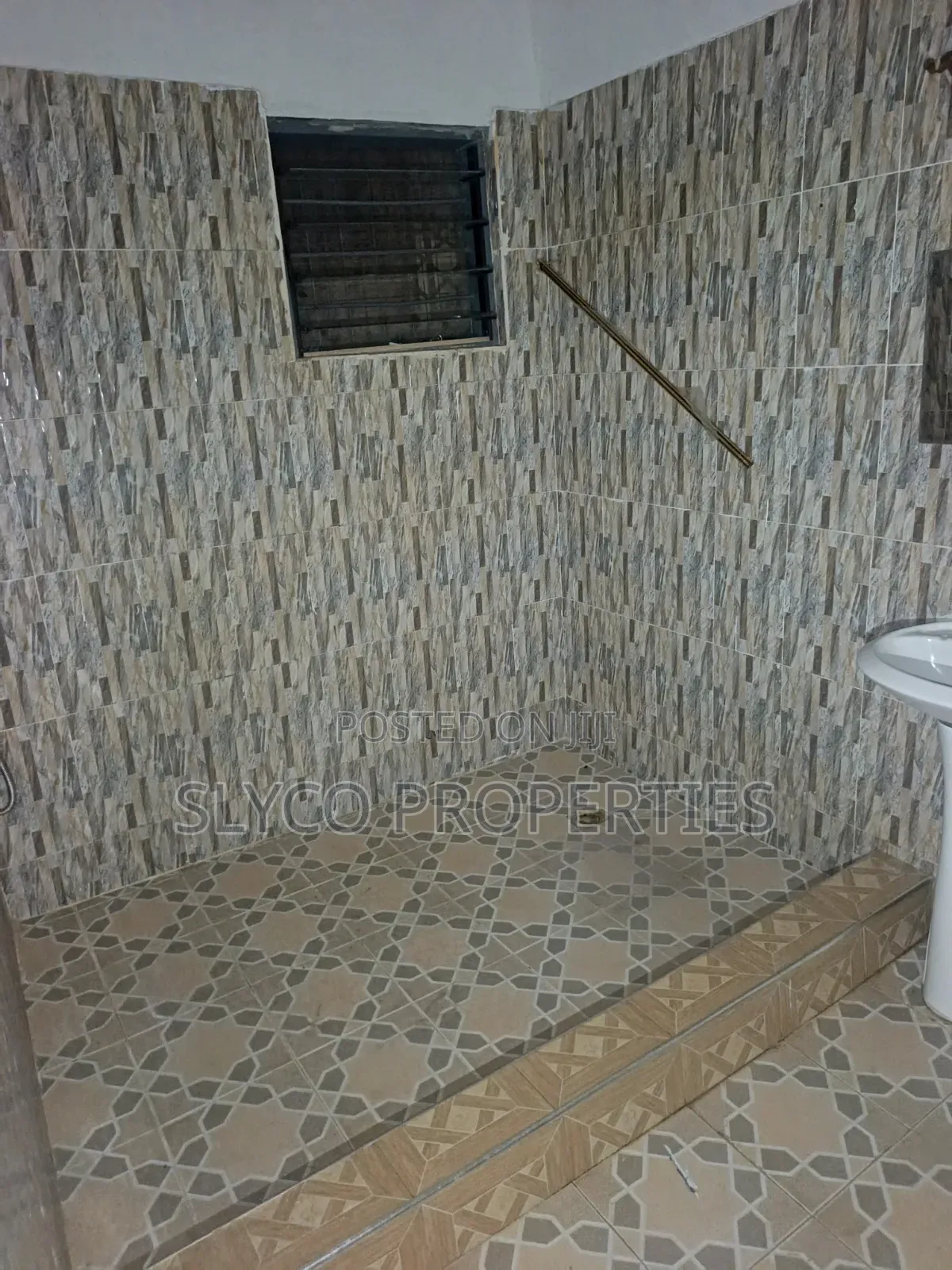 2bdrm Apartment in Koforidua, New-Juaben Municipal for rent