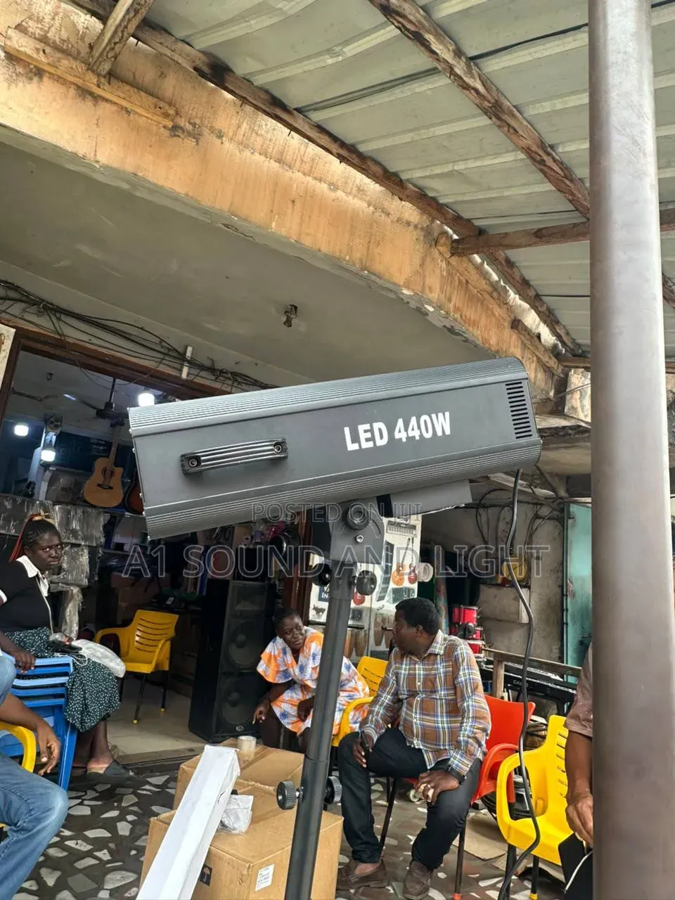 440 Watts LED Follow Spot Light With Case