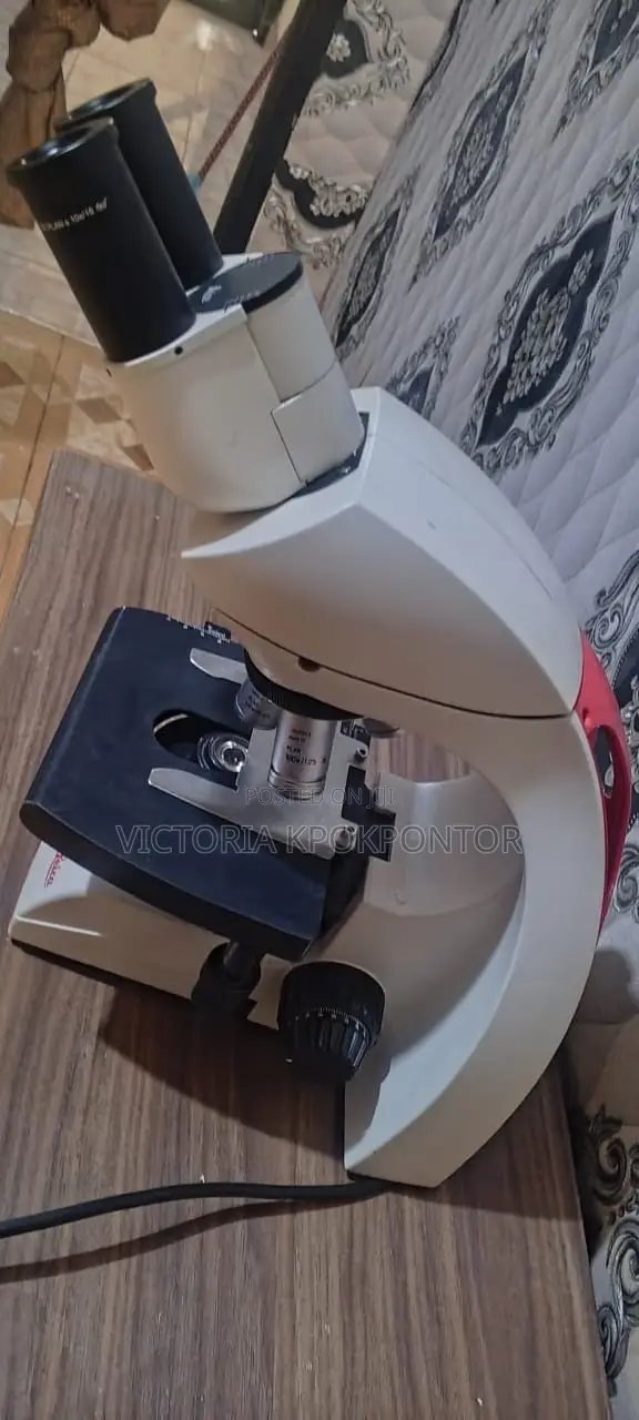 Leica Dm500 Binocular Compound Light Microscope