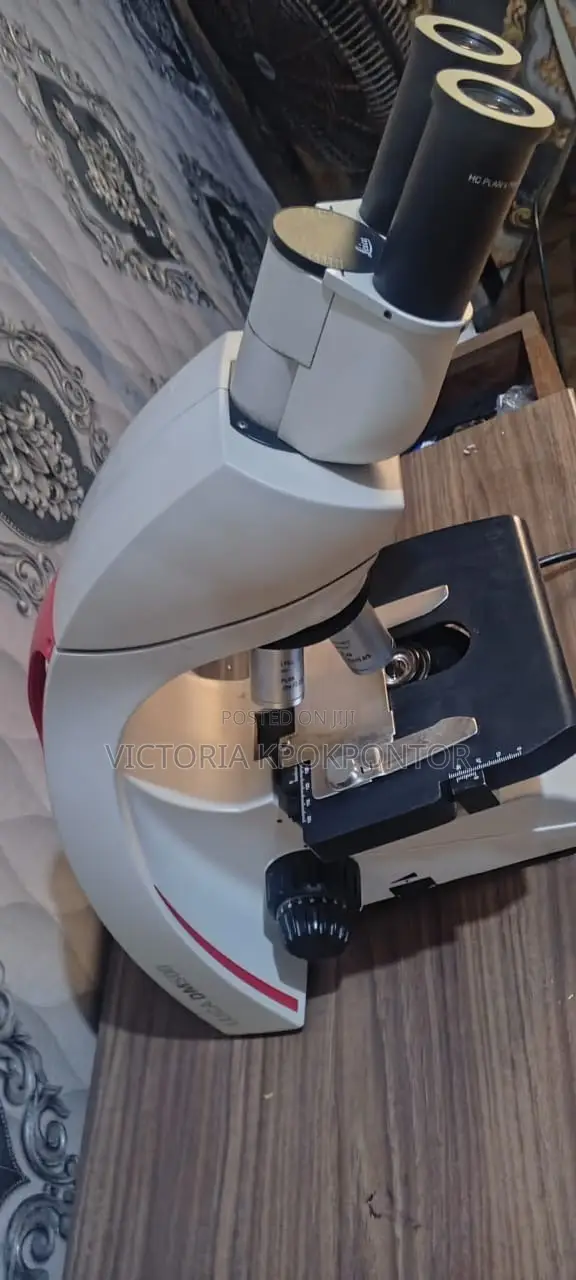 Leica Dm500 Binocular Compound Light Microscope