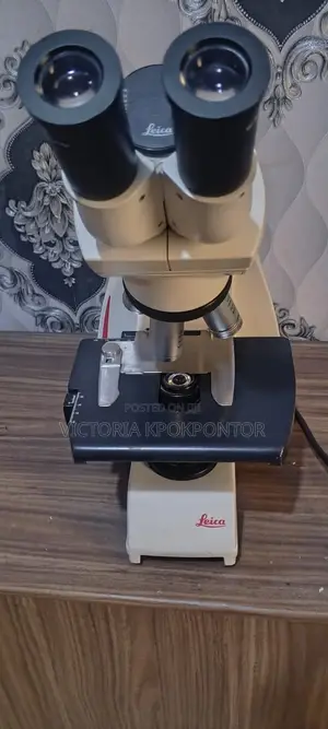 Leica Dm500 Binocular Compound Light Microscope